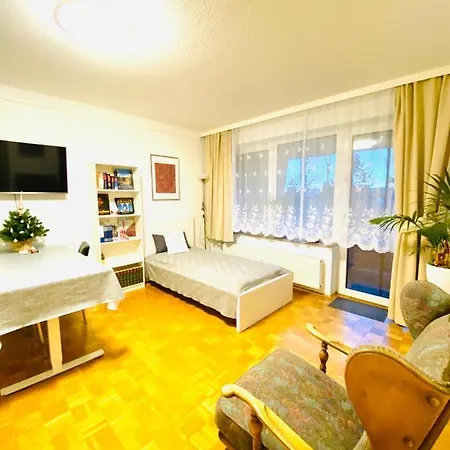 #welcometomessehannover#twobedroomapartment&balcony * Hannover
